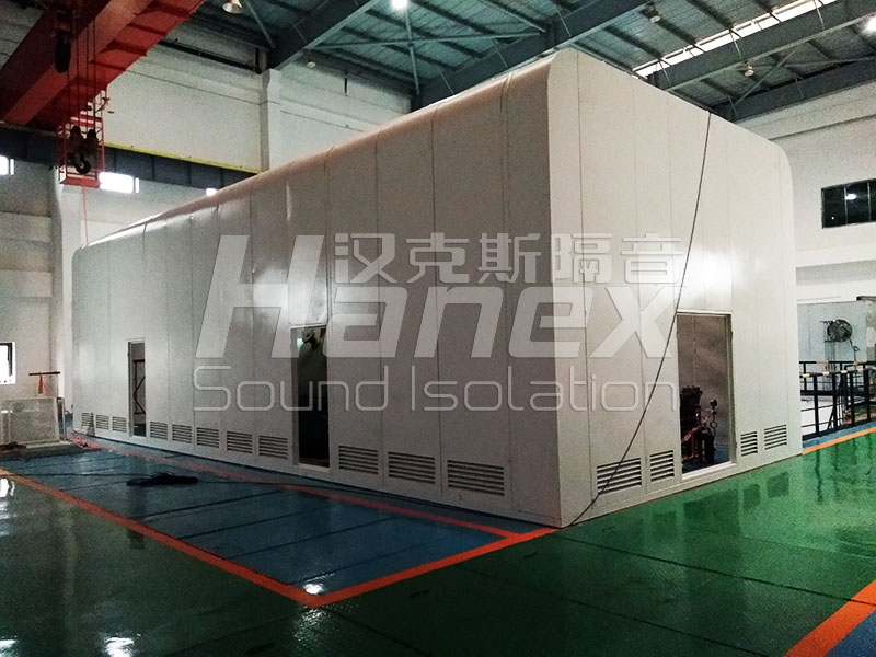 南宁市三峰能源有限公司两组18MW汽轮机隔音罩案例照片